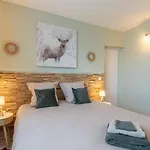 Notre Petit Paradis