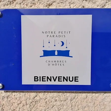 Bed and breakfast Notre Petit Paradis 3*