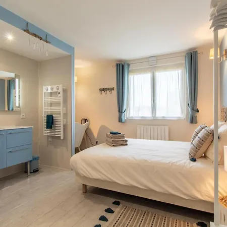 Notre Petit Paradis Bed and breakfast Annecy