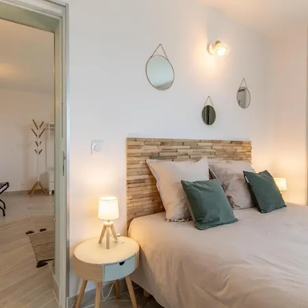 Bed and breakfast Notre Petit Paradis 3*